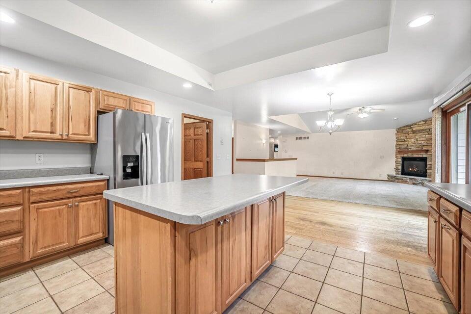 3467 Country View Drive Delavan, WI 53115 - Photo 11 of 39 kitchen with living room