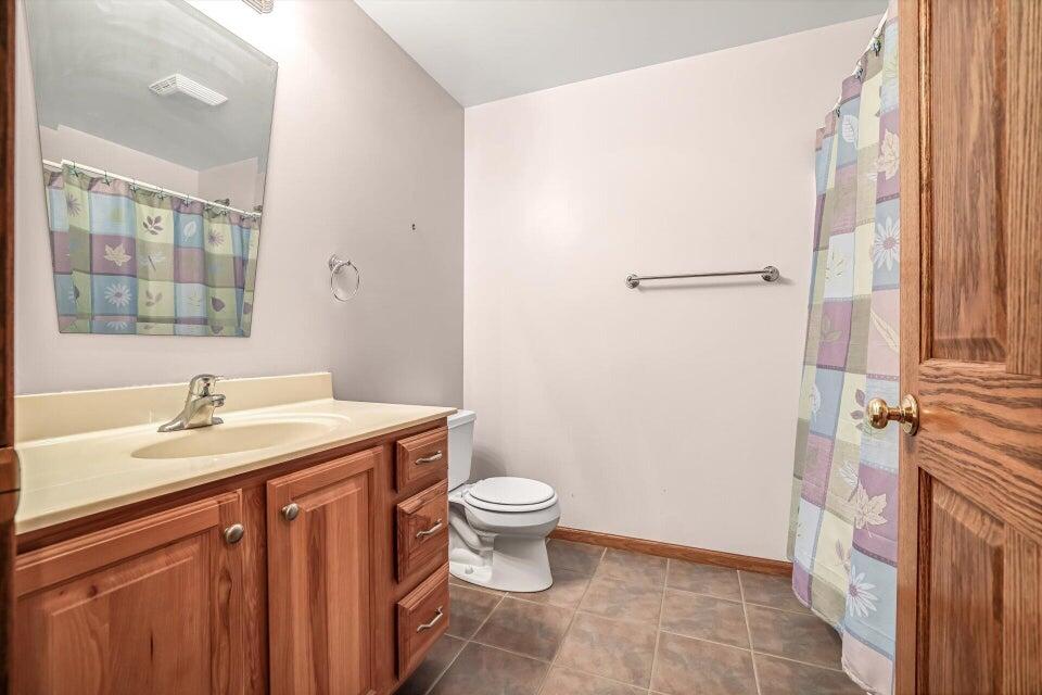 3467 Country View Drive Delavan, WI 53115 - Photo 18 of 39 full bath by bedrooms