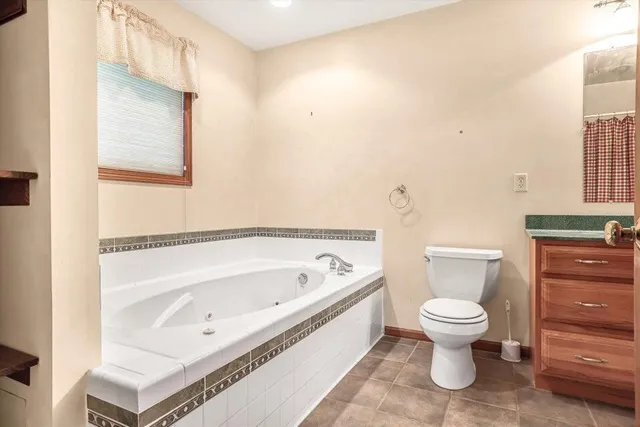 $499,900 | 3467 Country View Drive, Delavan, WI 53115