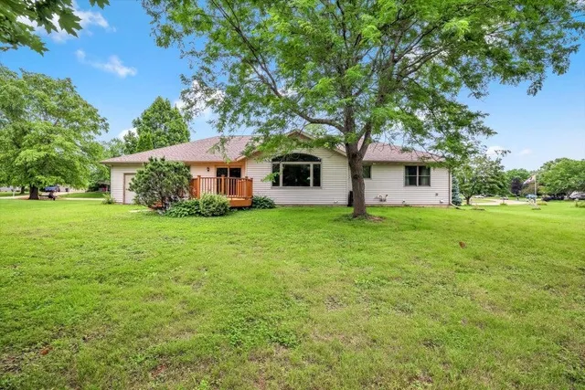 $499,900 | 3467 Country View Drive, Delavan, WI 53115