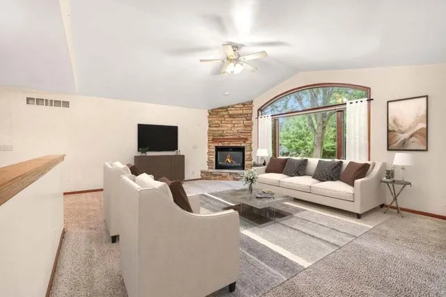 $499,900 | 3467 Country View Drive, Delavan, WI 53115