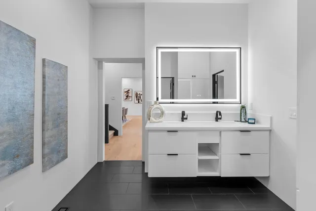 $1,650,000 | 20540 North Davis Road, Lodi, CA 95242