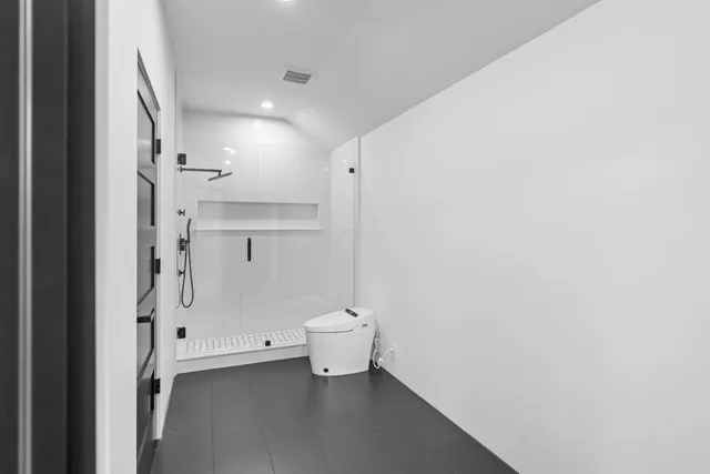 $1,850,000 | 20540 North Davis Road, Lodi, CA 95242