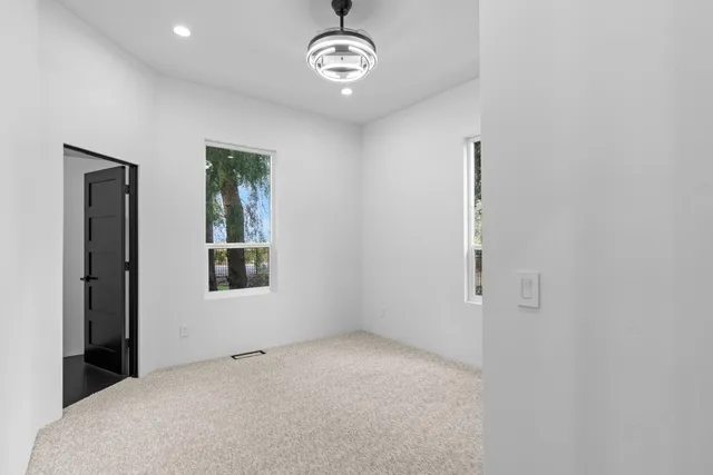 $1,850,000 | 20540 North Davis Road, Lodi, CA 95242