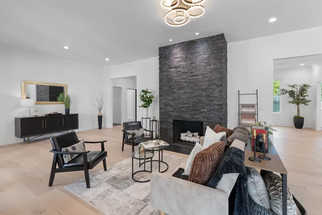 $1,850,000 | 20540 North Davis Road, Lodi, CA 95242