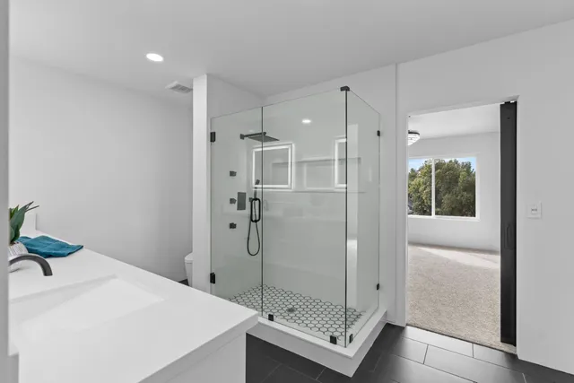 $1,650,000 | 20540 North Davis Road, Lodi, CA 95242