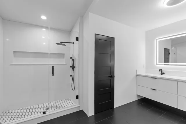 $1,850,000 | 20540 North Davis Road, Lodi, CA 95242