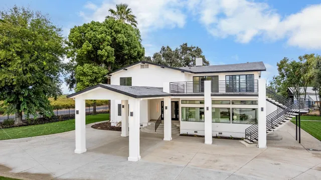 $1,650,000 | 20540 North Davis Road, Lodi, CA 95242