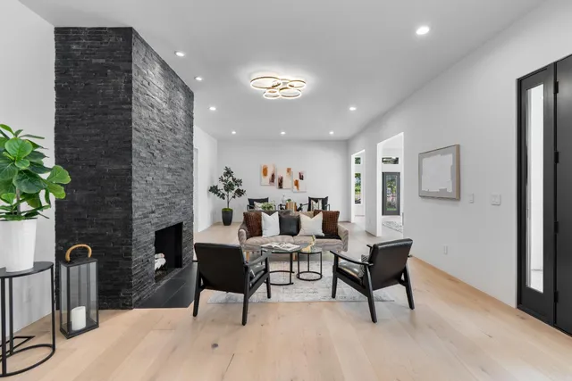 $1,850,000 | 20540 North Davis Road, Lodi, CA 95242