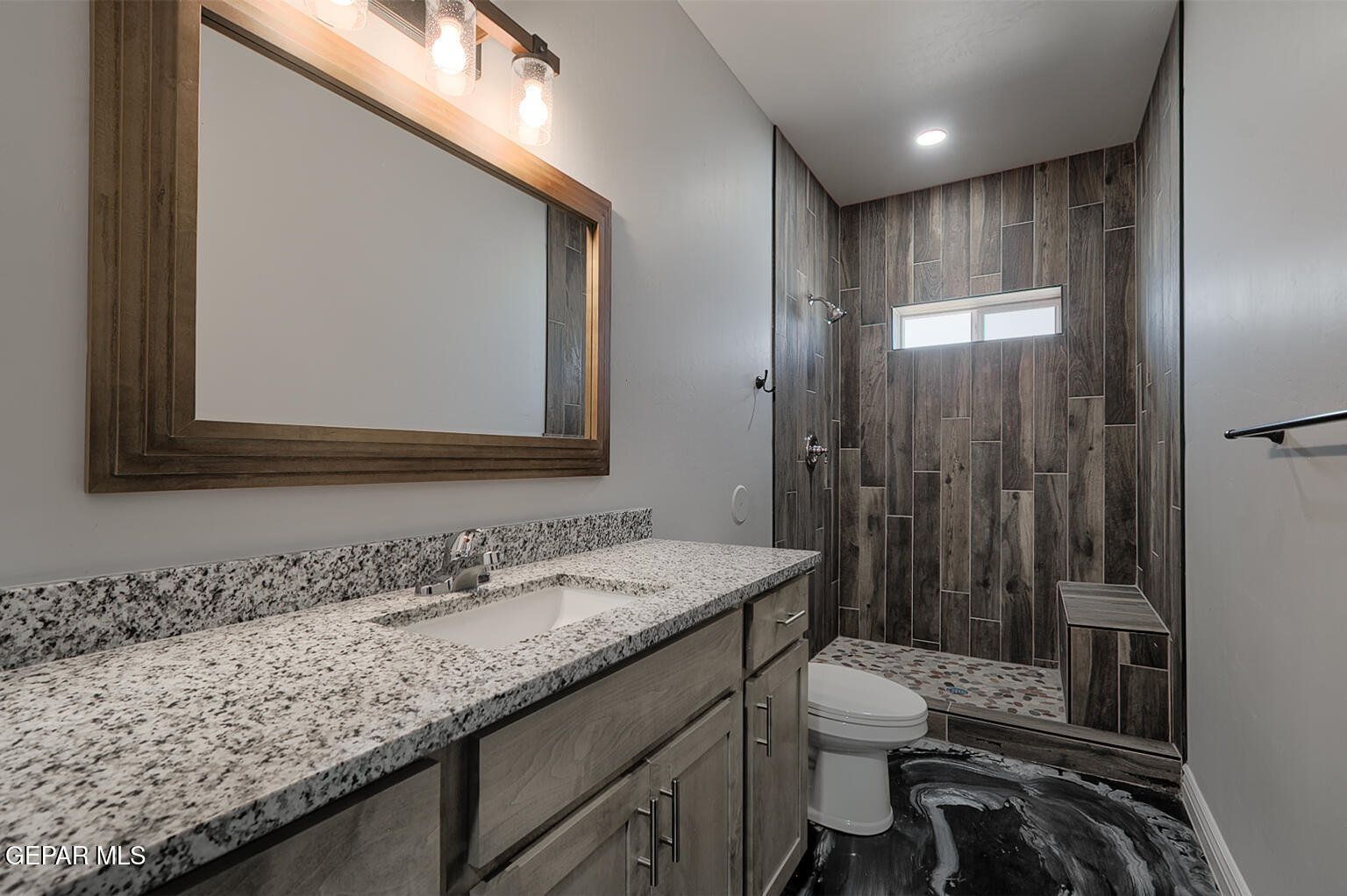 15601 Newkirk Road El Paso, TX 79928 - Photo 15 of 54 15601-Newkirk-Bathroom-3
