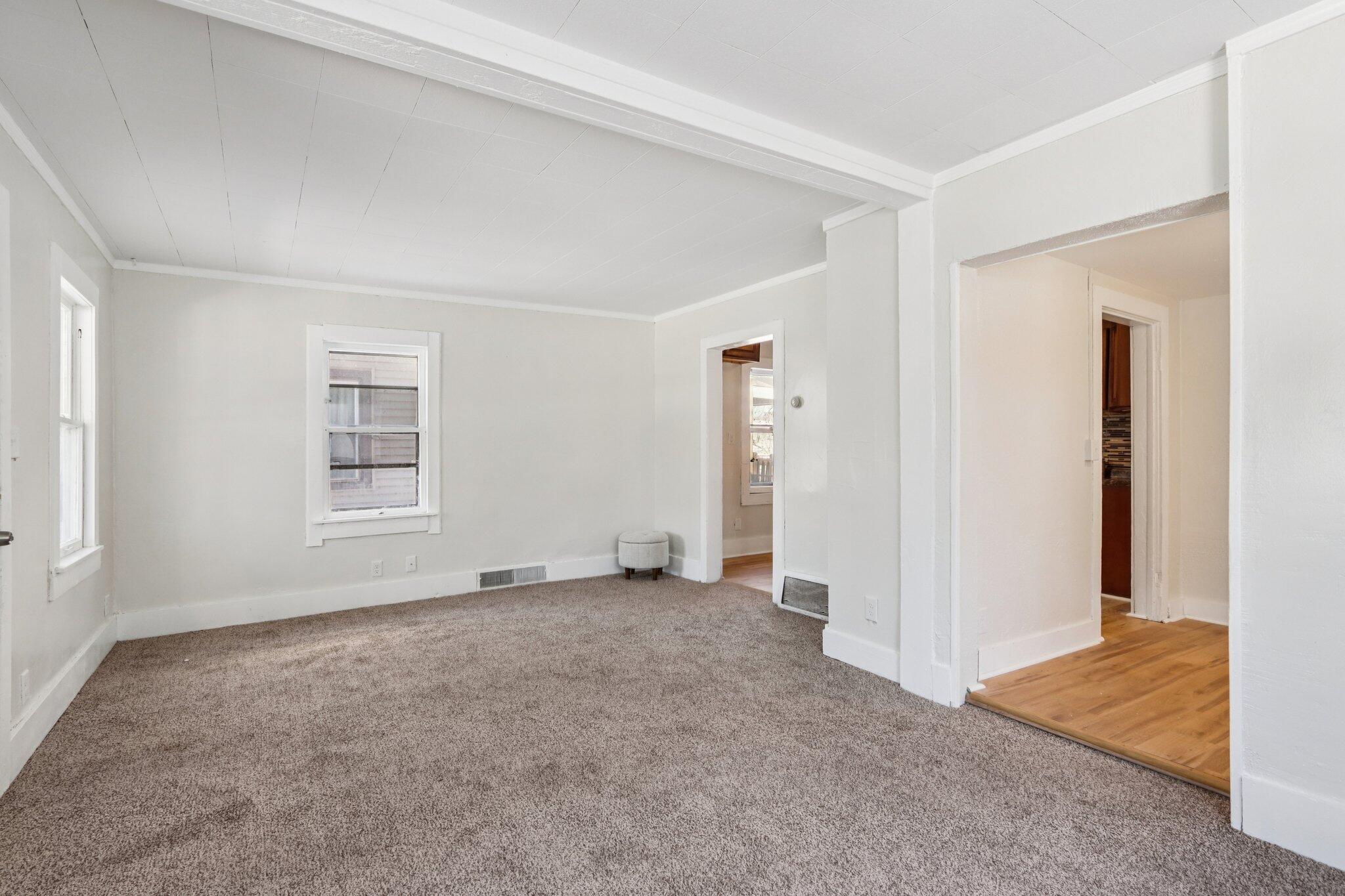 170 South 64th Street Milwaukee, WI 53214 - Photo 7 of 37 Living Room