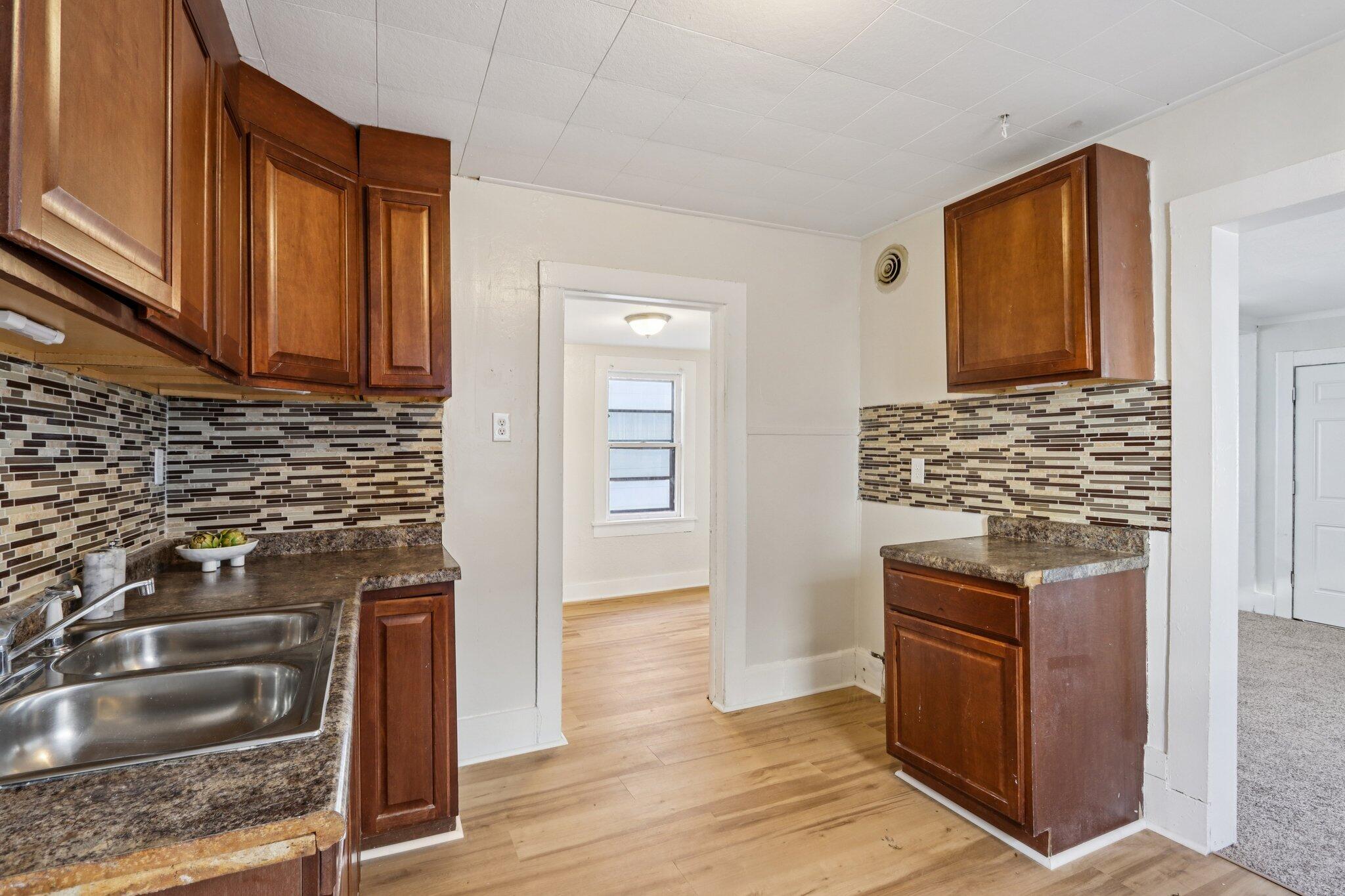 170 South 64th Street Milwaukee, WI 53214 - Photo 8 of 37 Kitchen