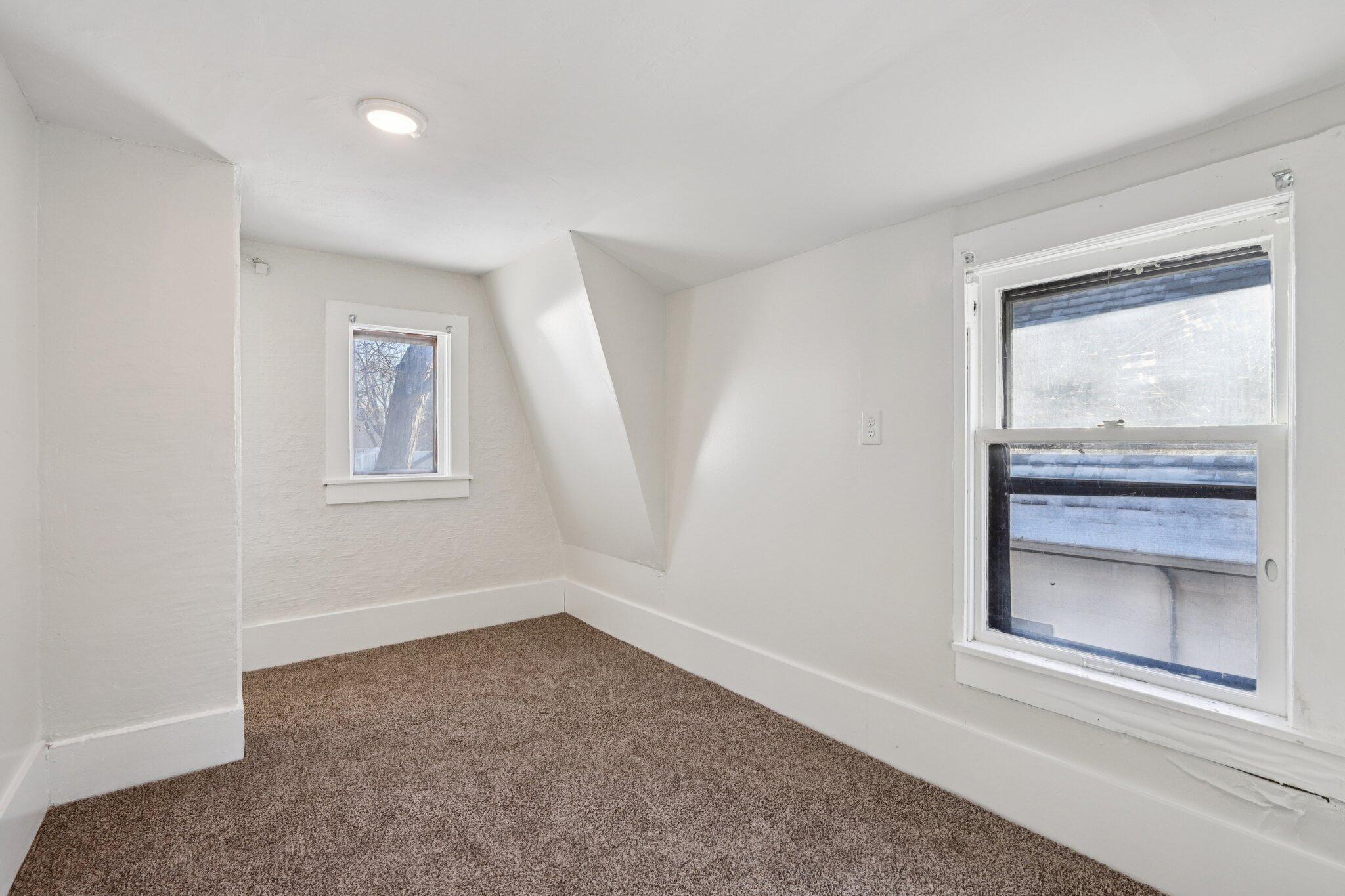 170 South 64th Street Milwaukee, WI 53214 - Photo 14 of 37 Upper Level