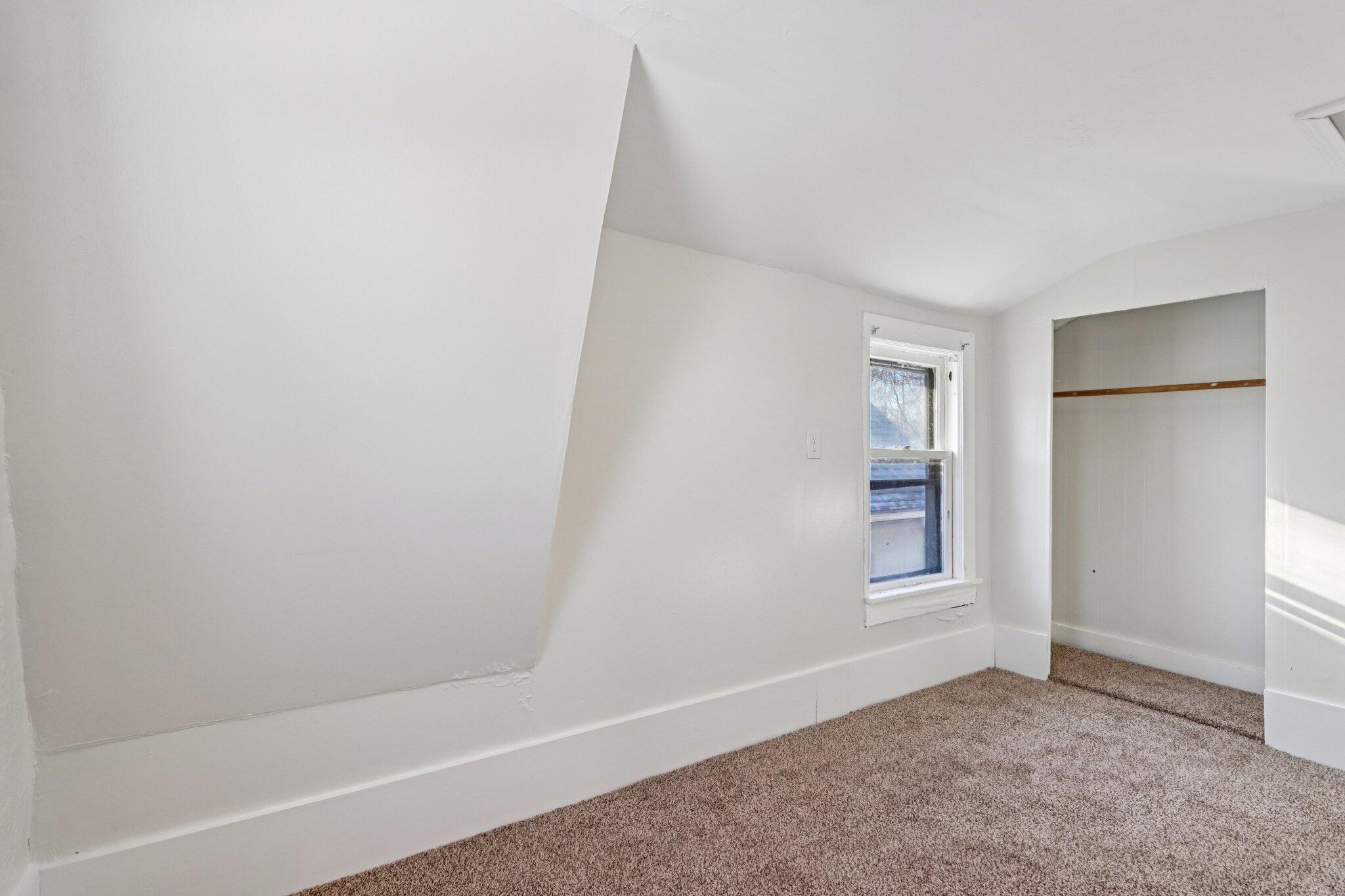 170 South 64th Street Milwaukee, WI 53214 - Photo 15 of 37 Upper Level