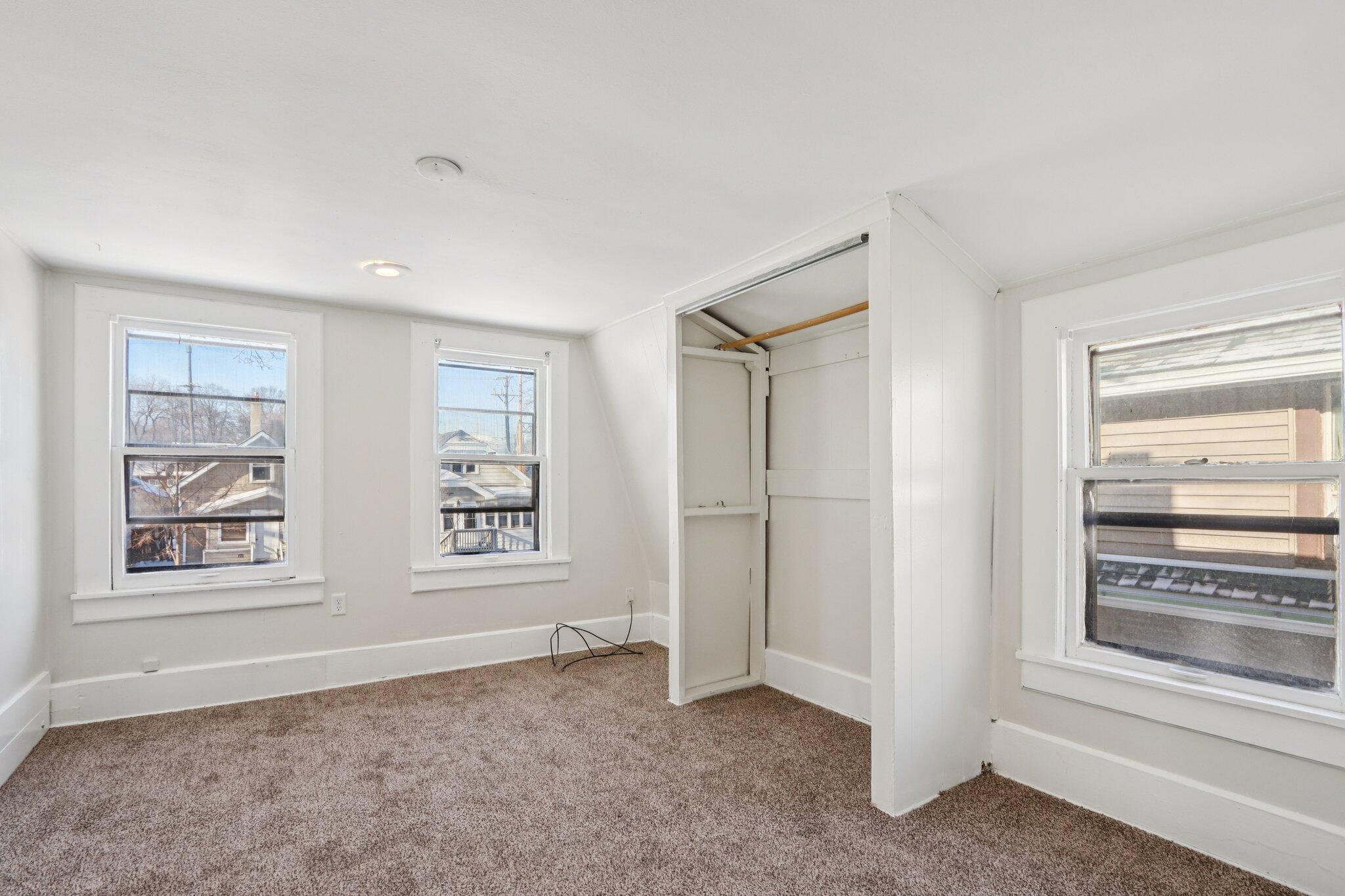 170 South 64th Street Milwaukee, WI 53214 - Photo 17 of 37 Upper Level