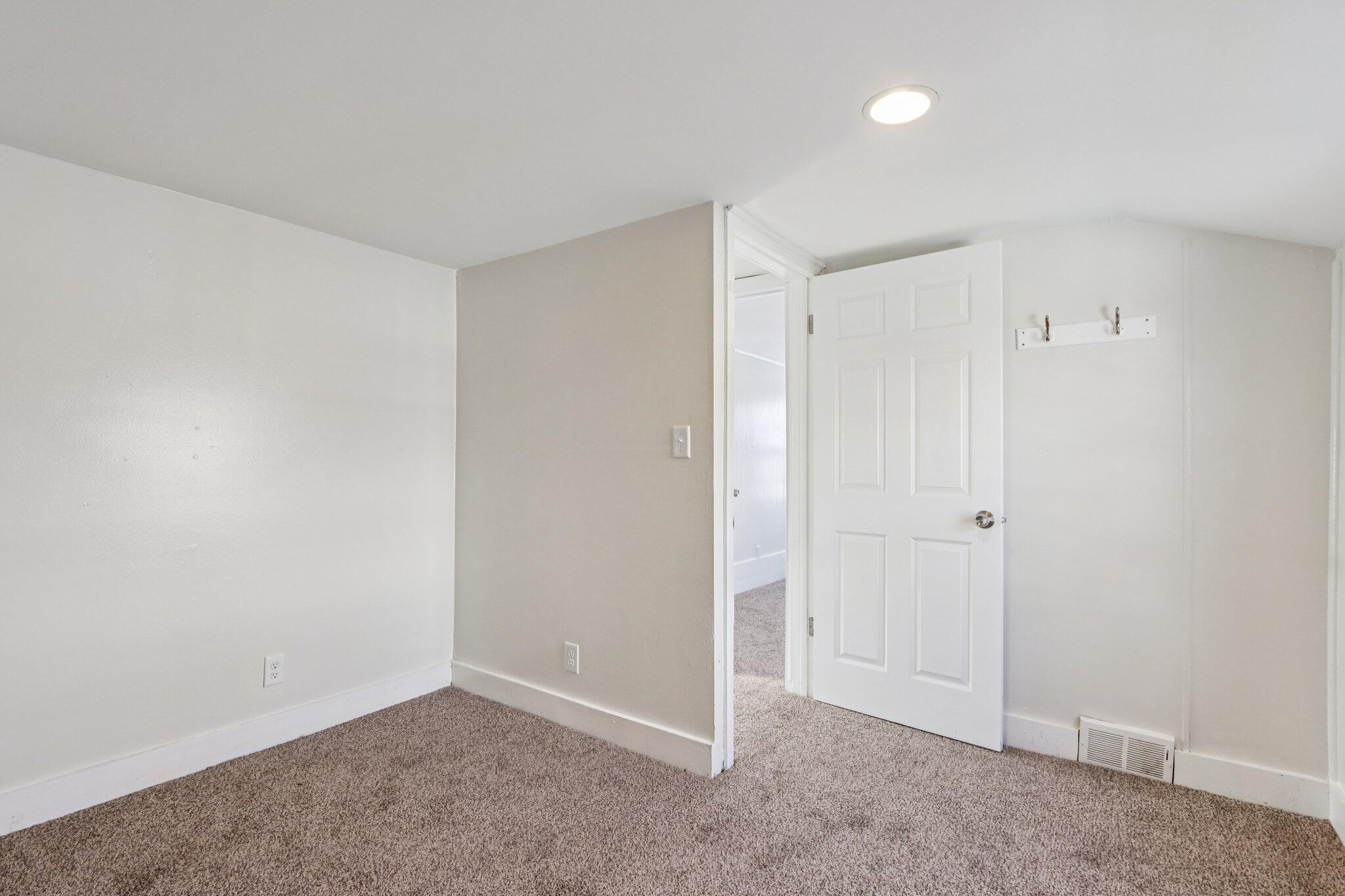 170 South 64th Street Milwaukee, WI 53214 - Photo 19 of 37 Upper Level