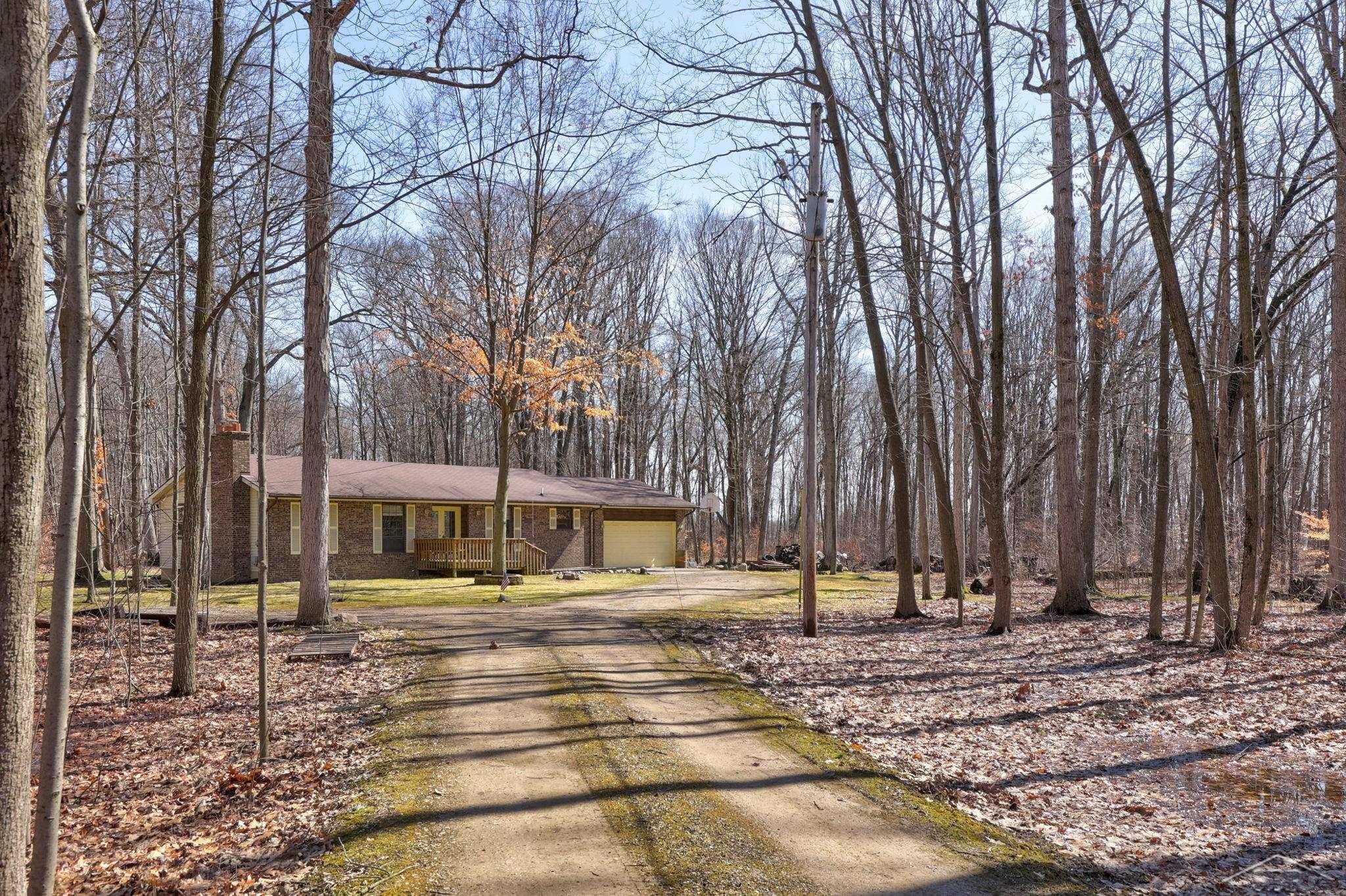 13374 Nichols Road Montrose, MI 48457 - Photo 2 of 44 50104417-1.JPG