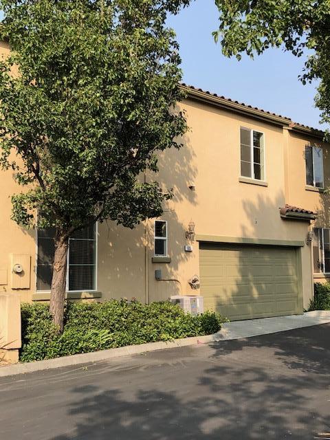 1001 Cedarwood Loop San Ramon, CA 94582 - Photo 3 of 40 a view of a house with a yard