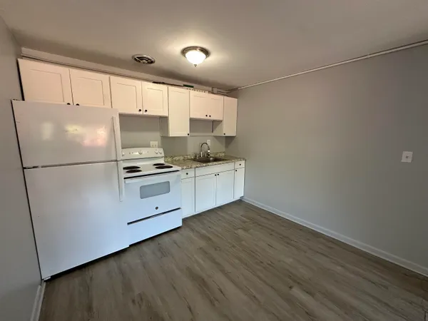 $159,000 | 171 Loudon Road, Unit 7, Concord, NH 03301