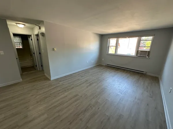 $159,000 | 171 Loudon Road, Unit 7, Concord, NH 03301