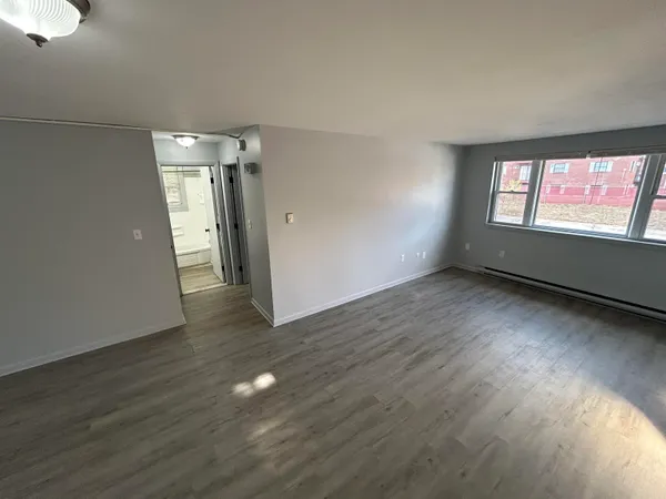 $159,000 | 171 Loudon Road, Unit 7, Concord, NH 03301