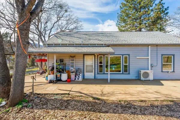 $439,000 | 402 Greenhorn Road, Yreka, CA 96097