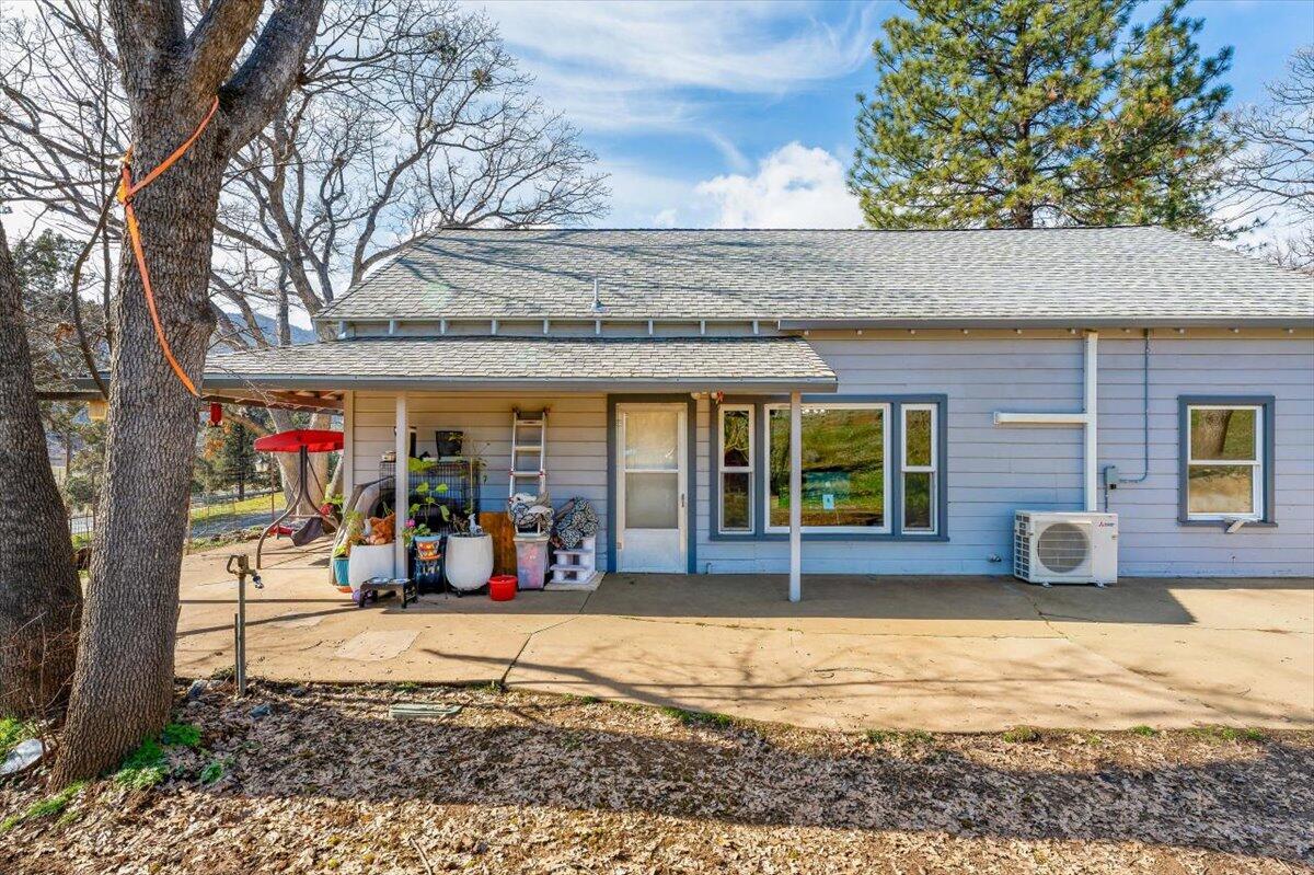 402 Greenhorn Road Yreka, CA 96097 - Photo 18 of 36 18-402 Greenhorn Rd 18