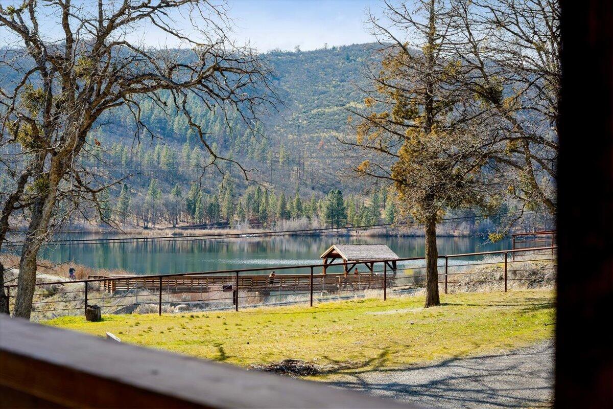 402 Greenhorn Road Yreka, CA 96097 - Photo 26 of 36 26-402 Greenhorn Rd 26