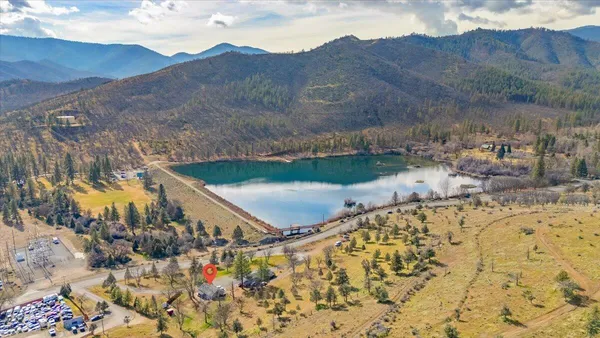 $439,000 | 402 Greenhorn Road, Yreka, CA 96097