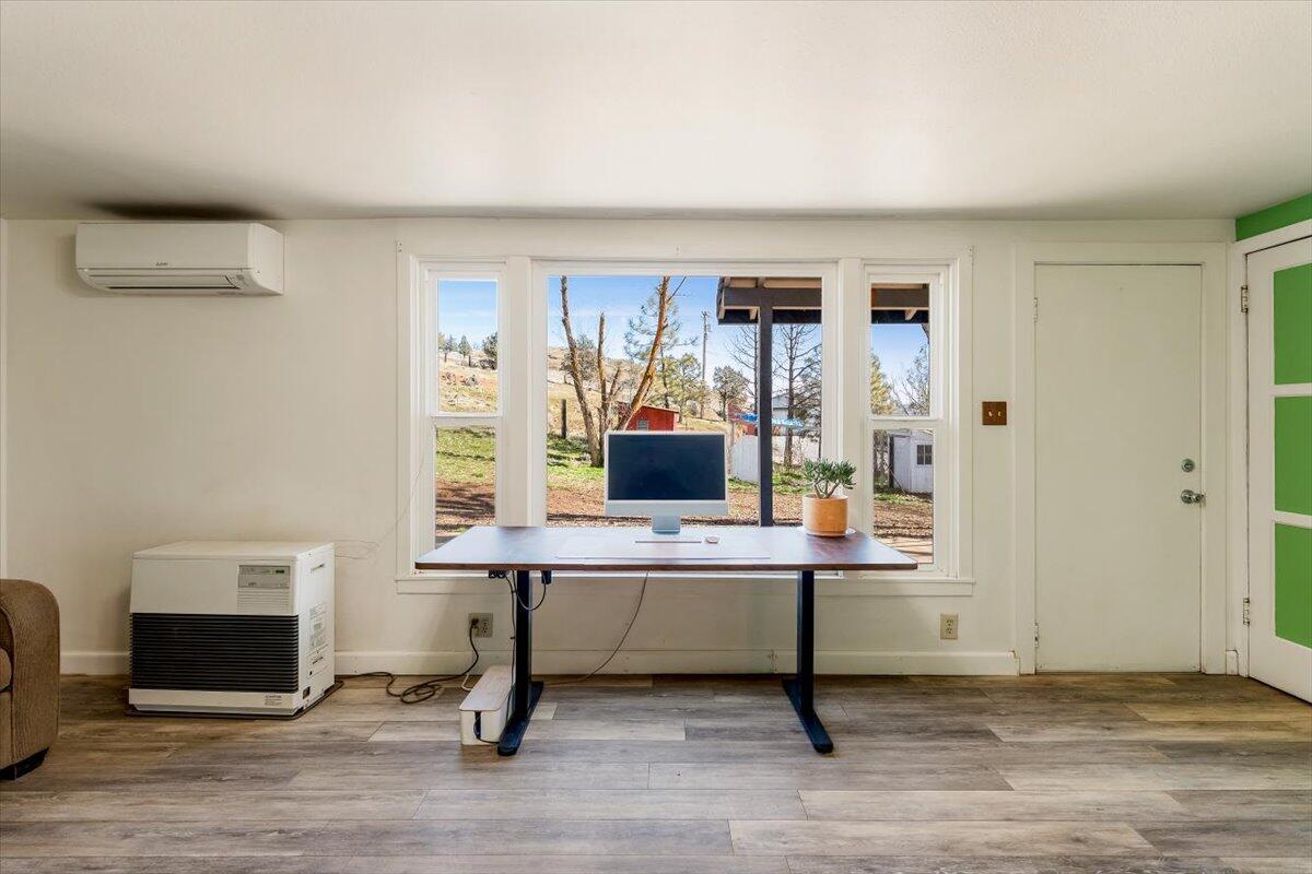 402 Greenhorn Road Yreka, CA 96097 - Photo 8 of 36 08-402 Greenhorn Rd 8