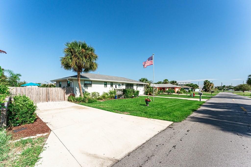 313 Robin Lane Port St. Joe, FL 32456 - Photo 12 of 75
