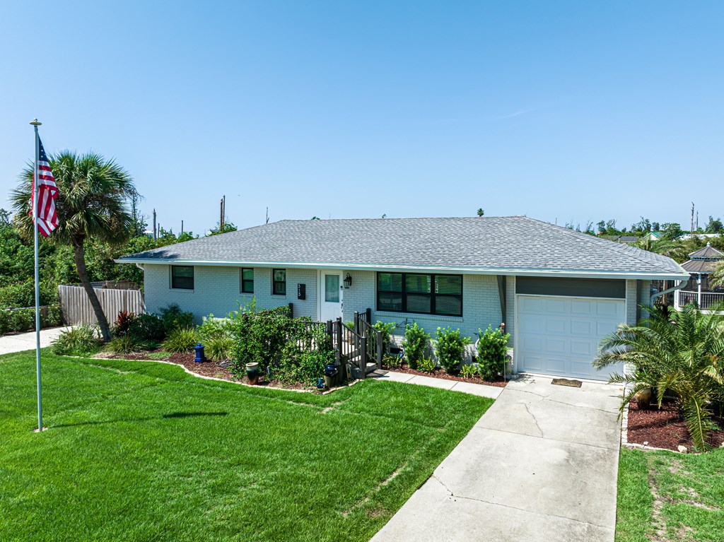 313 Robin Lane Port St. Joe, FL 32456 - Photo 4 of 75