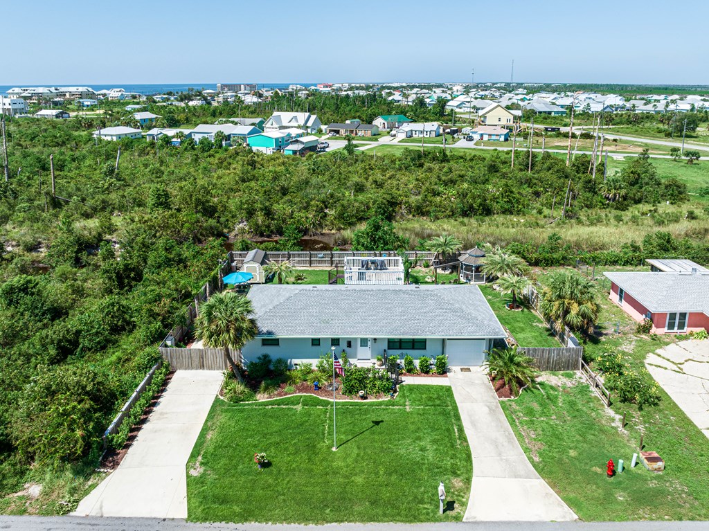 313 Robin Lane Port St. Joe, FL 32456 - Photo 6 of 75