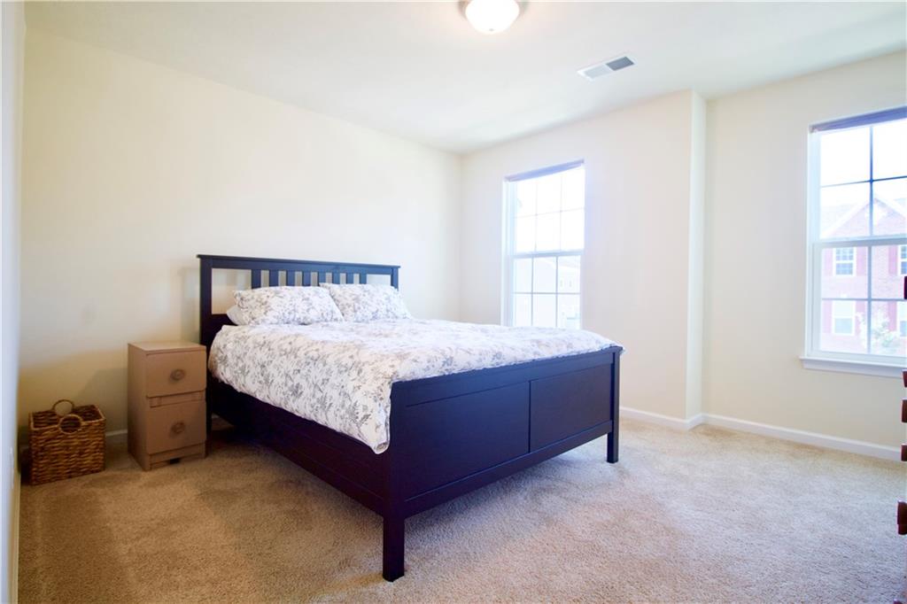 400 Rosecliff Road Wexford, PA 15090 - Photo 16 of 23 Gallery Image 16