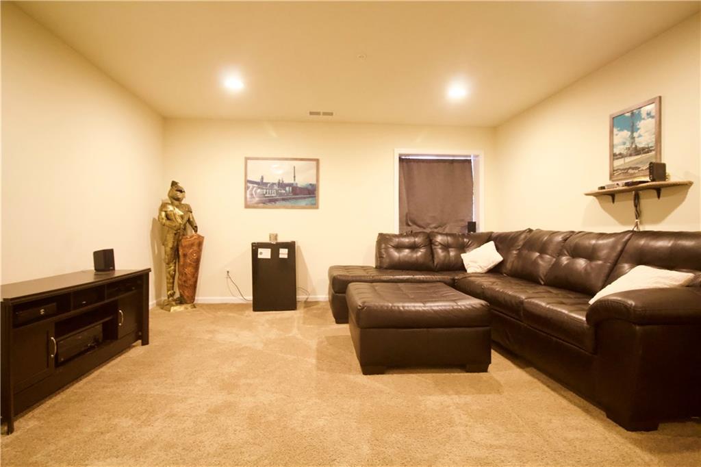400 Rosecliff Road Wexford, PA 15090 - Photo 17 of 23 Gallery Image 17