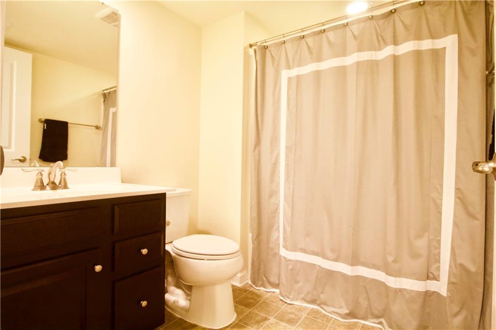 400 Rosecliff Road Wexford, PA 15090 - Photo 18 of 23 Gallery Image 18