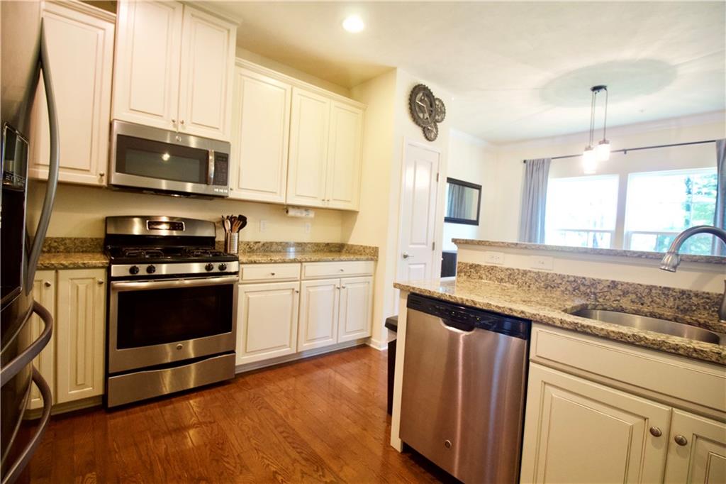 400 Rosecliff Road Wexford, PA 15090 - Photo 4 of 23 Gallery Image 4