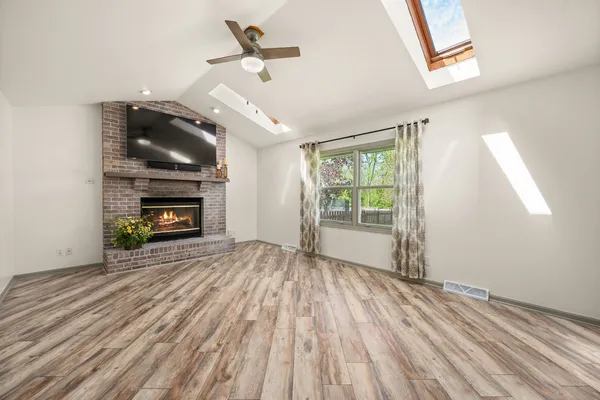 $360,000 | 3347 Meadow Trail West, DeKalb, IL 60115