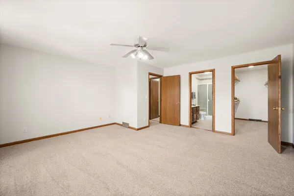 $360,000 | 3347 Meadow Trail West, DeKalb, IL 60115