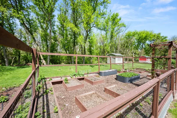 $360,000 | 3347 Meadow Trail West, DeKalb, IL 60115