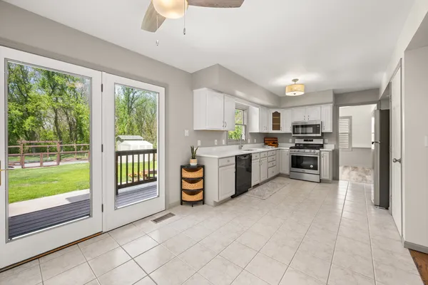 $360,000 | 3347 Meadow Trail West, DeKalb, IL 60115