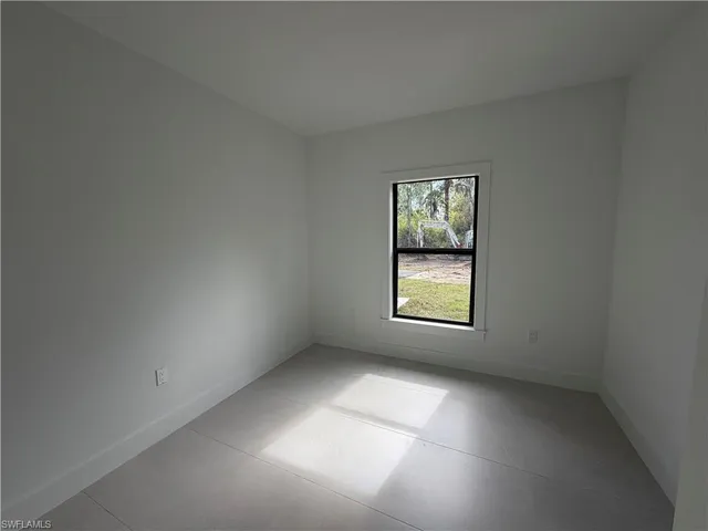 $1,650 | 4141 Everglades Boulevard South, Naples, FL 34120