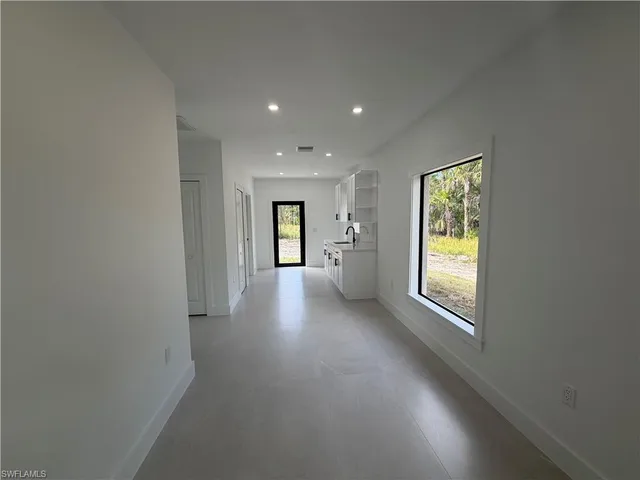 $1,650 | 4141 Everglades Boulevard South, Naples, FL 34120