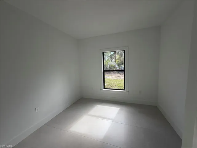 $1,650 | 4141 Everglades Boulevard South, Naples, FL 34120