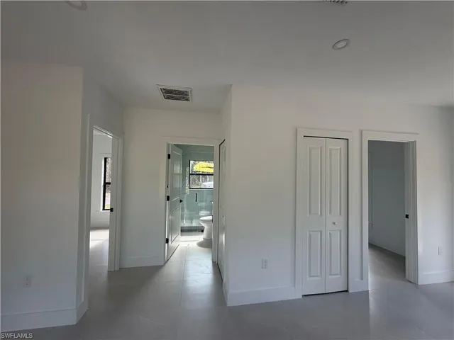 $1,650 | 4141 Everglades Boulevard South, Naples, FL 34120