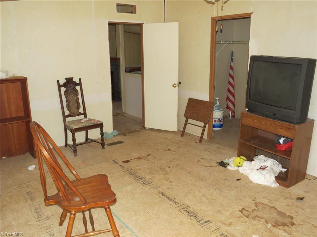11181 Park Springs Road Ruffin, NC 27326 - Photo 13 of 21 Gallery Image 13