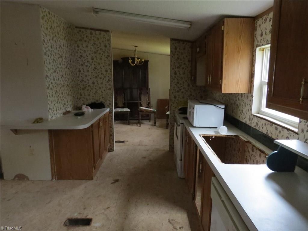 11181 Park Springs Road Ruffin, NC 27326 - Photo 10 of 21 Gallery Image 10