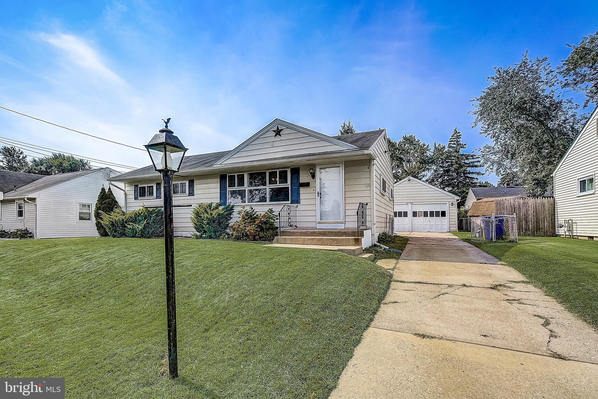 320 Bailey Avenue Maple Shade, NJ 08052 - Photo 2 of 25 Gallery Image 2