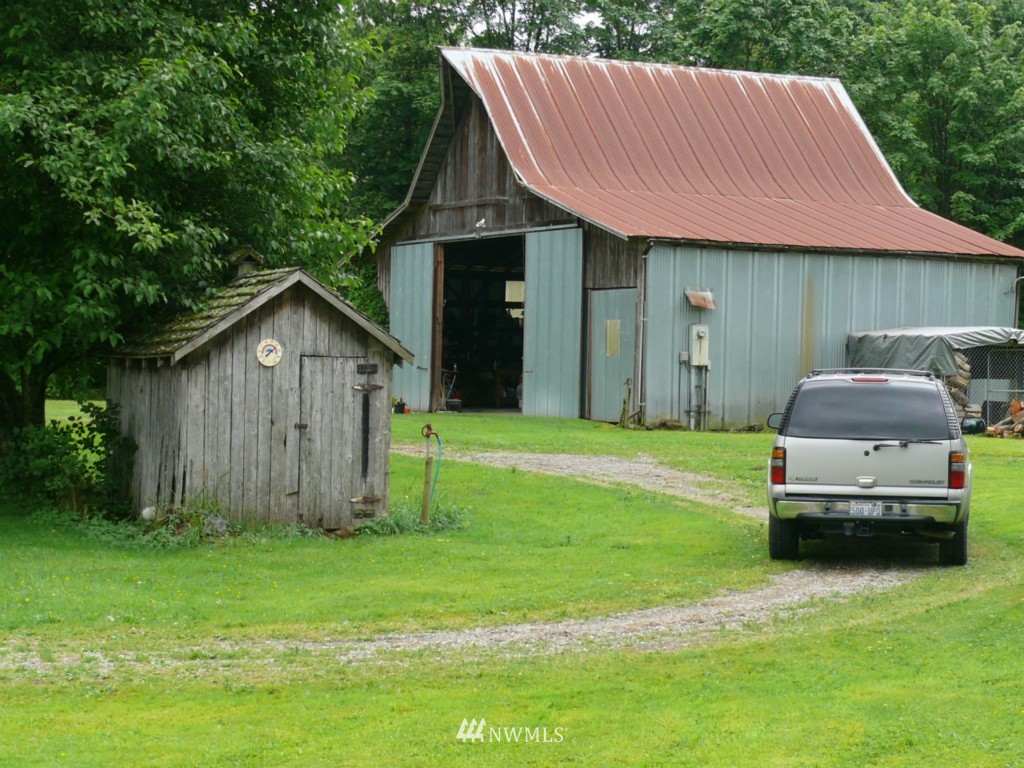30595 Walberg Road Sedro-Woolley, WA 98284 - Photo 14 of 15 Gallery Image 14