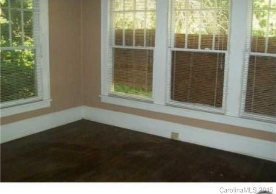 1232 Effingham Road Charlotte, NC 28208 - Photo 4 of 6 Gallery Image 4